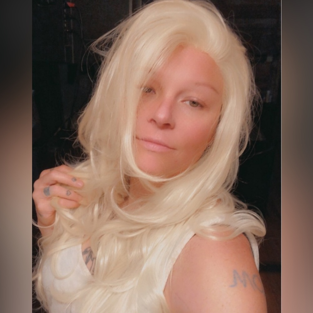 Ozone long layered lace front wig-blonde - Picture 9 of 9